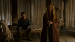 extant_GameOfThrones_4x01-TwoSwords_3124