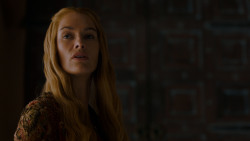 extant_GameOfThrones_4x01-TwoSwords_3137