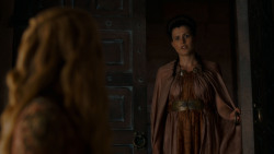 extant_GameOfThrones_4x01-TwoSwords_3146