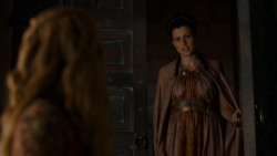 extant_GameOfThrones_4x01-TwoSwords_3147