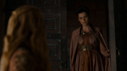 extant_GameOfThrones_4x01-TwoSwords_3153
