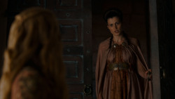 extant_GameOfThrones_4x01-TwoSwords_3154