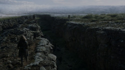 extant_GameOfThrones_4x01-TwoSwords_3162