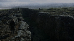 extant_GameOfThrones_4x01-TwoSwords_3163