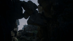 extant_GameOfThrones_4x01-TwoSwords_3166