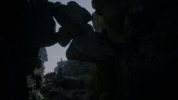 extant_GameOfThrones_4x01-TwoSwords_3167