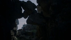 extant_GameOfThrones_4x01-TwoSwords_3168
