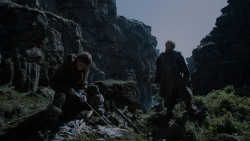 extant_GameOfThrones_4x01-TwoSwords_3203