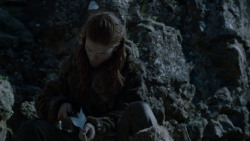 extant_GameOfThrones_4x01-TwoSwords_3210
