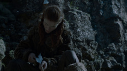 extant_GameOfThrones_4x01-TwoSwords_3217