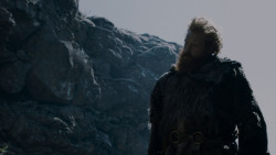 extant_GameOfThrones_4x01-TwoSwords_3220