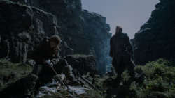 extant_GameOfThrones_4x01-TwoSwords_3223