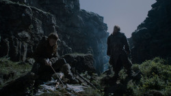 extant_GameOfThrones_4x01-TwoSwords_3224