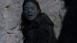 extant_GameOfThrones_4x01-TwoSwords_3231