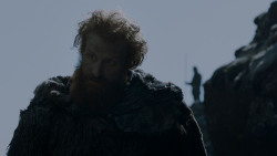 extant_GameOfThrones_4x01-TwoSwords_3233