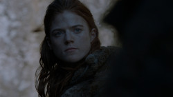 extant_GameOfThrones_4x01-TwoSwords_3242