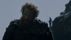 extant_GameOfThrones_4x01-TwoSwords_3243