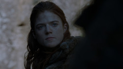 extant_GameOfThrones_4x01-TwoSwords_3248