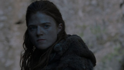 extant_GameOfThrones_4x01-TwoSwords_3263