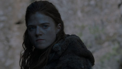extant_GameOfThrones_4x01-TwoSwords_3264