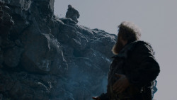 extant_GameOfThrones_4x01-TwoSwords_3270