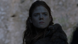 extant_GameOfThrones_4x01-TwoSwords_3275