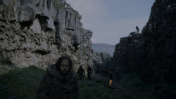 extant_GameOfThrones_4x01-TwoSwords_3281