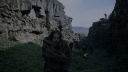 extant_GameOfThrones_4x01-TwoSwords_3282