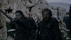 extant_GameOfThrones_4x01-TwoSwords_3291