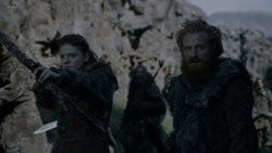 extant_GameOfThrones_4x01-TwoSwords_3292