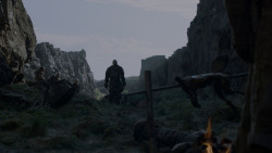 extant_GameOfThrones_4x01-TwoSwords_3305