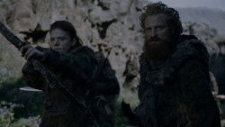 extant_GameOfThrones_4x01-TwoSwords_3311