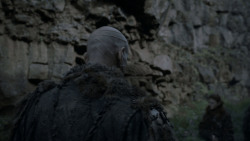 extant_GameOfThrones_4x01-TwoSwords_3326
