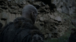 extant_GameOfThrones_4x01-TwoSwords_3327