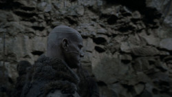 extant_GameOfThrones_4x01-TwoSwords_3328