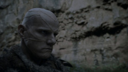 extant_GameOfThrones_4x01-TwoSwords_3333
