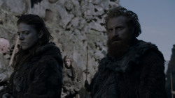 extant_GameOfThrones_4x01-TwoSwords_3339