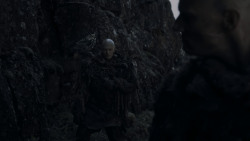 extant_GameOfThrones_4x01-TwoSwords_3350