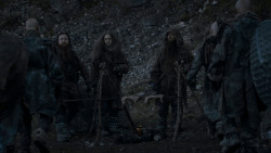 extant_GameOfThrones_4x01-TwoSwords_3371