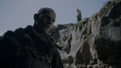 extant_GameOfThrones_4x01-TwoSwords_3381