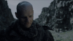extant_GameOfThrones_4x01-TwoSwords_3389