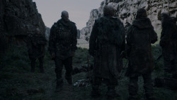 extant_GameOfThrones_4x01-TwoSwords_3406
