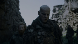 extant_GameOfThrones_4x01-TwoSwords_3421