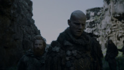 extant_GameOfThrones_4x01-TwoSwords_3422