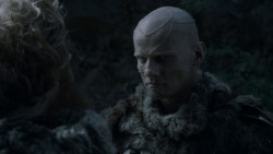 extant_GameOfThrones_4x01-TwoSwords_3445