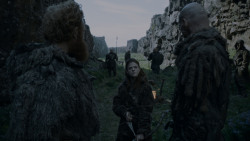 extant_GameOfThrones_4x01-TwoSwords_3457