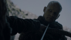 extant_GameOfThrones_4x01-TwoSwords_3466