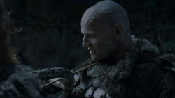 extant_GameOfThrones_4x01-TwoSwords_3476
