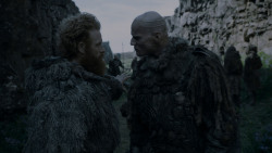 extant_GameOfThrones_4x01-TwoSwords_3494