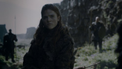 extant_GameOfThrones_4x01-TwoSwords_3508